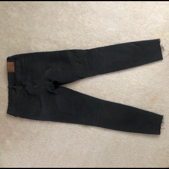 NWOT Madewell 9” Hi-Rise Distressed Black Jeans 28 - Picture 6 of 7